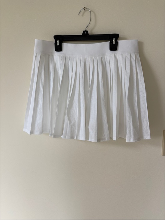 Athleta Dresses & Skirts - Athleta White Pleated Mini Skirt